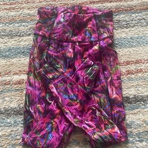 Lululemon size 2 tights gently used in great condition